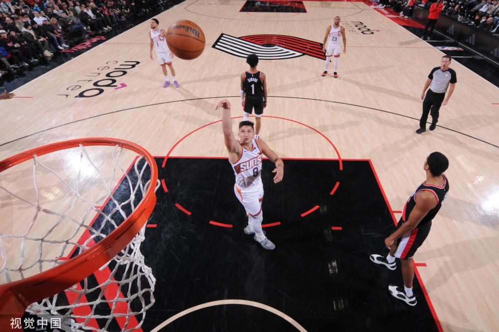 布朗则强调 布朗则强调