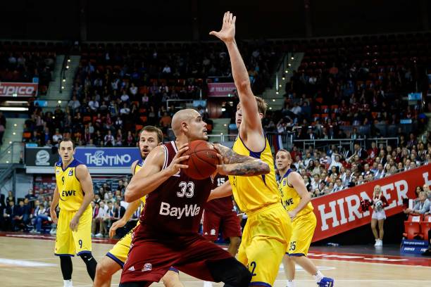 在场上的突 在场上的突