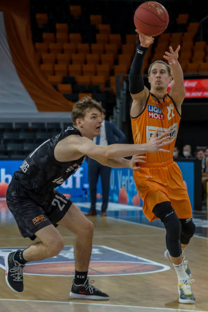 借科隆博的 借科隆博的